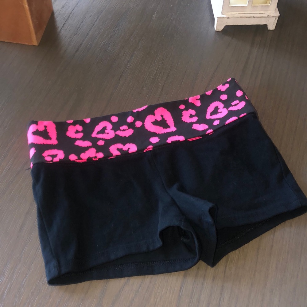 Circo 🩷 Girls Shorts with Pink Heart Pattern Sz 6/6x